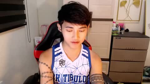 Snapshot of cuteasiancock98 chatting on 25, 4, 2026 Steph online show from 25, 4, 2026