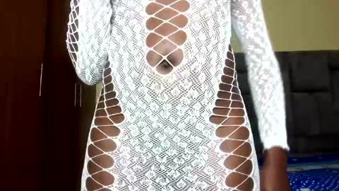 Snapshot of cuteebony16 chatting on 9, 7, 2026 tawi online show from 9, 7, 2026