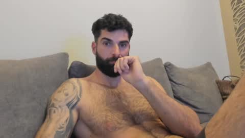 Snapshot of cuteeboy chatting on 17, 1, 2025 cuteeboy online show from 17, 1, 2025