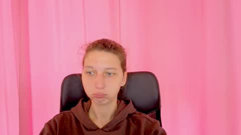 Elli online show from 23, 10, 2025