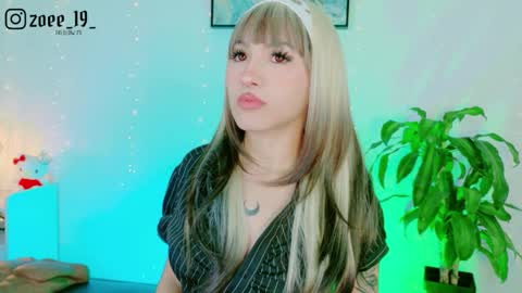 Zoe  online show from 30, 3, 2026