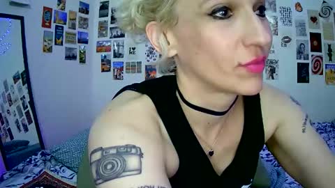 Bella online show from 8, 2, 2026