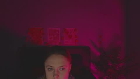 Amyy online show from 19, 5, 2026