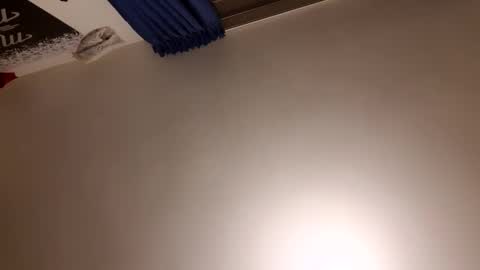 Snapshot of cuteguy52 chatting on 2, 4, 2026 cuteguy52 online show from 2, 4, 2026