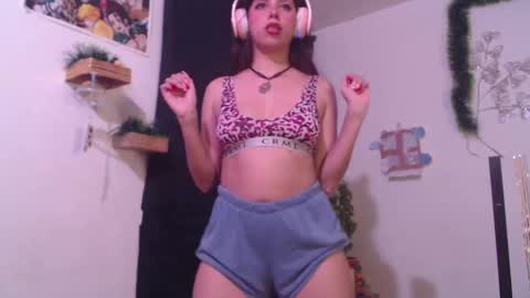 Snapshot of cutehaome chatting on 11, 9, 2025 haome online show from 11, 9, 2025