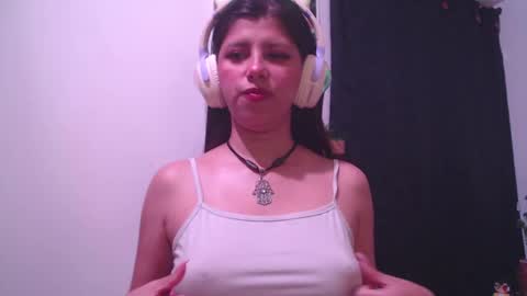 Snapshot of cutehaome chatting on 12, 9, 2025 haome online show from 12, 9, 2025