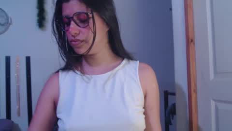 Snapshot of cutehaome chatting on 1, 10, 2025 haome online show from 1, 10, 2025