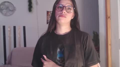 Snapshot of cutehaome chatting on 6, 10, 2025 haome online show from 6, 10, 2025