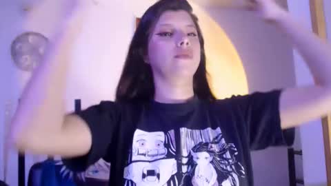 Snapshot of cutehaome chatting on 2, 12, 2025 haome online show from 2, 12, 2025