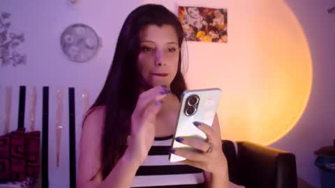 Snapshot of cutehaome chatting on 19, 12, 2025 haome online show from 19, 12, 2025