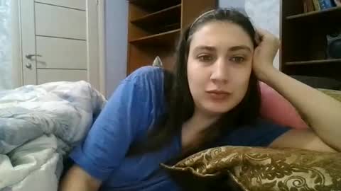 Snapshot of cutekattie chatting on 25, 11, 2025 cutekattie online show from 25, 11, 2025