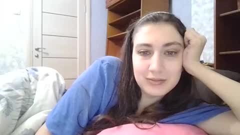 Snapshot of cutekattie chatting on 26, 11, 2025 cutekattie online show from 26, 11, 2025