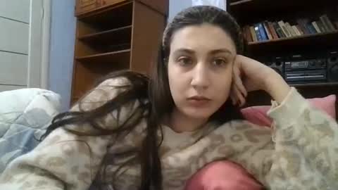 Snapshot of cutekattie chatting on 16, 12, 2025 cutekattie online show from 16, 12, 2025