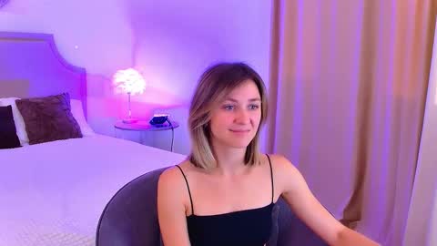 cutemirage online show from 20, 9, 2025