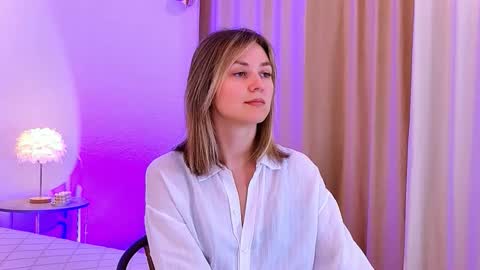 Snapshot of cutemirage chatting on 7, 2, 2026 cutemirage online show from 7, 2, 2026