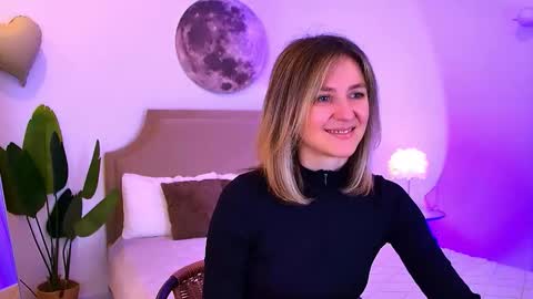 Snapshot of cutemirage chatting on 19, 2, 2026 cutemirage online show from 19, 2, 2026