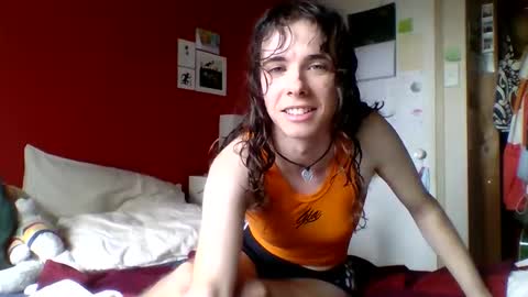 Snapshot of cutetransftm chatting on 18, 4, 2026 JamieBoy online show from 18, 4, 2026