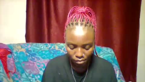 Snapshot of cutey_lunar chatting on 29, 1, 2025 cutey_lunar online show from 29, 1, 2025