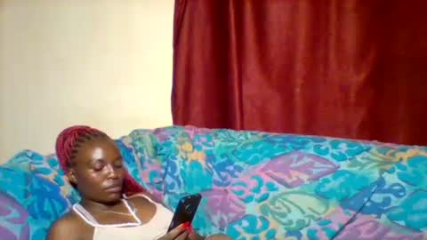 Snapshot of cutey_lunar chatting on 30, 1, 2025 cutey_lunar online show from 30, 1, 2025