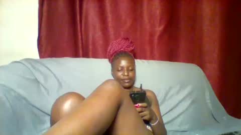 Snapshot of cutey_lunar chatting on 8, 2, 2025 cutey_lunar online show from 8, 2, 2025