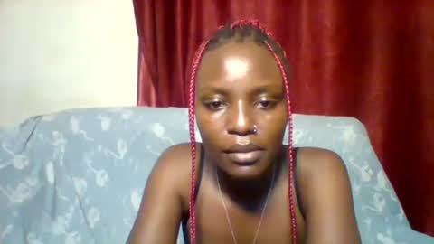 Snapshot of cutey_lunar chatting on 17, 2, 2025 cutey_lunar online show from 17, 2, 2025