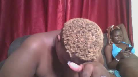 Snapshot of cutey_mellanin chatting on 10, 2, 2025 cutey_mellanin online show from 10, 2, 2025
