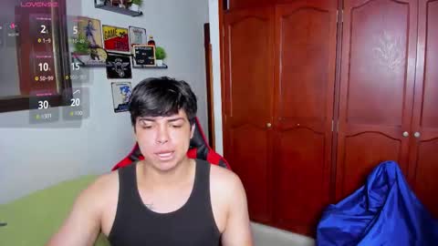 Snapshot of cuteznowyy chatting on 24, 11, 2025 Ask me online show from 24, 11, 2025