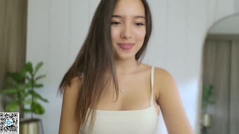 Snapshot of cutie18_angel chatting on 12, 5, 2026 angela online show from 12, 5, 2026