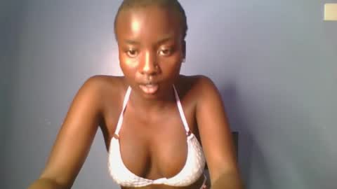 Snapshot of cutie_choco chatting on 15, 9, 2025 cutie_choco online show from 15, 9, 2025