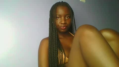 Snapshot of cutie_choco chatting on 4, 12, 2025 cutie_choco online show from 4, 12, 2025