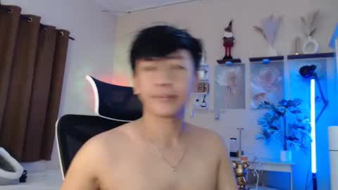 Snapshot of cutie_cumshow chatting on 6, 1, 2026 Neil Taylor online show from 6, 1, 2026