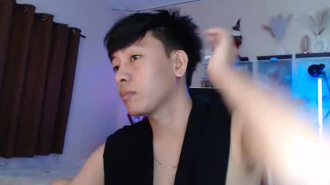 Snapshot of cutie_cumshow chatting on 9, 1, 2026 Neil Taylor online show from 9, 1, 2026