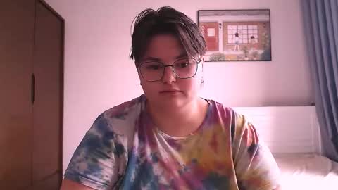 Snapshot of cutie_florence chatting on 11, 9, 2025 Sophie Lilith online show from 11, 9, 2025