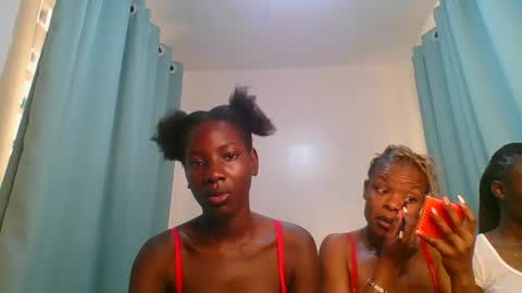 Snapshot of cutie_liqy chatting on 27, 3, 2026 Liqy online show from 27, 3, 2026