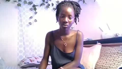 Snapshot of cutie_liqy chatting on 26, 4, 2026 Liqy online show from 26, 4, 2026