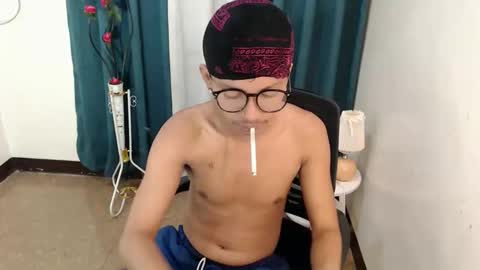 Snapshot of cutie_mico chatting on 22, 4, 2026 cutie_mico online show from 22, 4, 2026