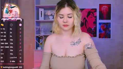 Snapshot of cutie_mili chatting on 2, 1, 2025 mili online show from 2, 1, 2025