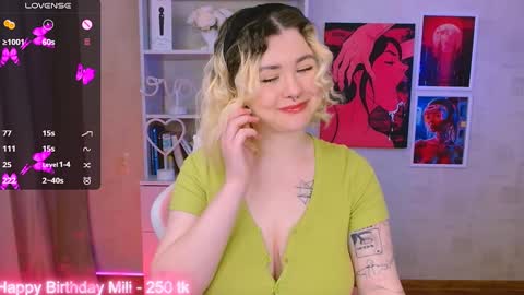 Snapshot of cutie_mili chatting on 25, 1, 2025 mili online show from 25, 1, 2025