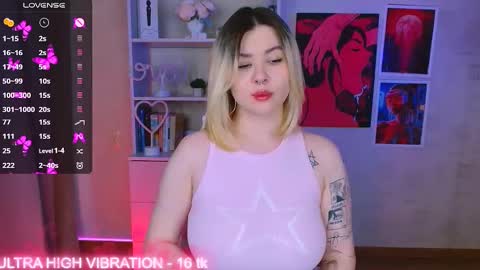 Snapshot of cutie_mili chatting on 17, 2, 2025 mili online show from 17, 2, 2025