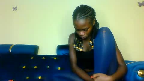 Snapshot of cutie_plush chatting on 18, 4, 2026 cutieplush online show from 18, 4, 2026