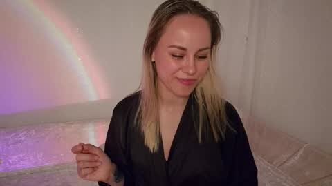 Snapshot of cutie_xoxo_ chatting on 10, 4, 2026 cutie_xoxo_ online show from 10, 4, 2026