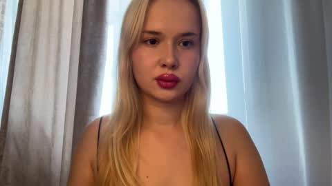 Snapshot of cutiee_alice chatting on 1, 5, 2026 Alice online show from 1, 5, 2026