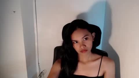 Snapshot of cutiee_lily2 chatting on 7, 6, 2026 cutiee_lily2 online show from 7, 6, 2026