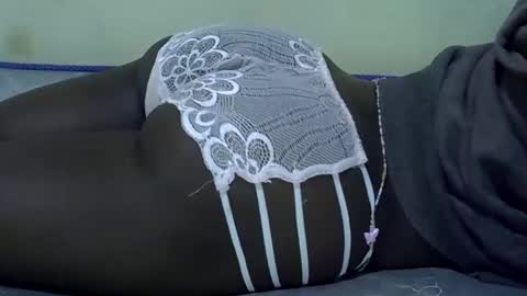 Snapshot of cutiehanish4 chatting on 27, 5, 2026 cutiehanish4 online show from 27, 5, 2026