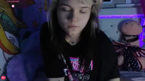 cutiepiespanks online show from 18, 4, 2026