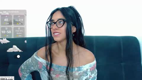 miss ari  online show from 28, 10, 2025