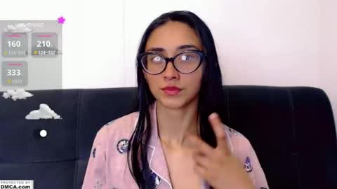 Snapshot of cutte_kitty_ chatting on 29, 6, 2026 miss ari online show from 29, 6, 2026