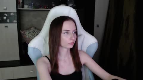 Snapshot of cutti_crystal chatting on 29, 10, 2025 Cutti Crystal online show from 29, 10, 2025