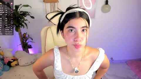 Snapshot of cyber_lizz chatting on 7, 4, 2026 Liz online show from 7, 4, 2026