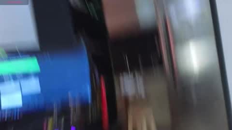 Snapshot of cyberdinner chatting on 14, 12, 2025 Lu online show from 14, 12, 2025